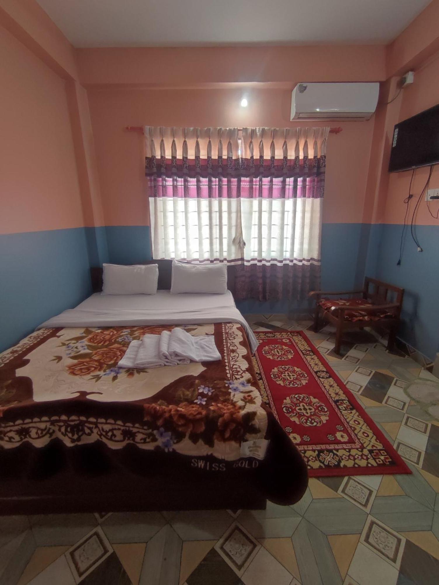 Krishna Inn โพคารา ภายนอก รูปภาพ